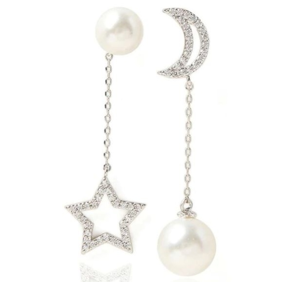 Cute4less2012 Jewelry - 5/$24 Dangle Moon and Star Asymmetrical Posts